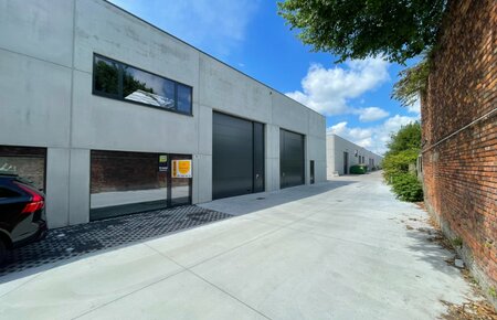 173m² nieuwbouw magazijnruimte te huur op toplocatie in Gent.