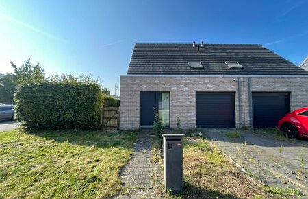 MODERNE ENERGIEZUINIGE WONING MET MOOIE TUIN & GARAGE